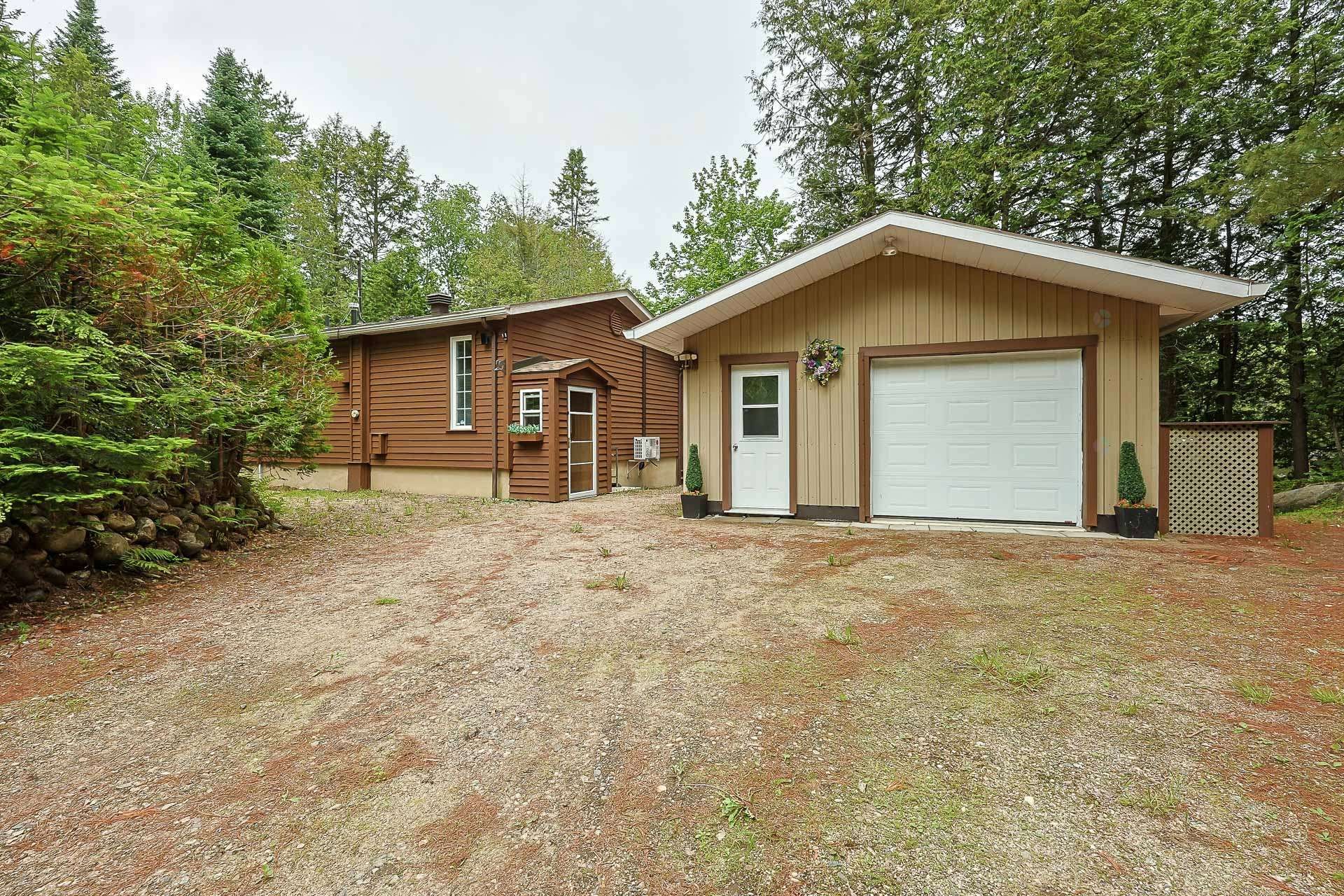 Extérieur - 24 - 26 Ch. Des Écureuils, Ripon, QC