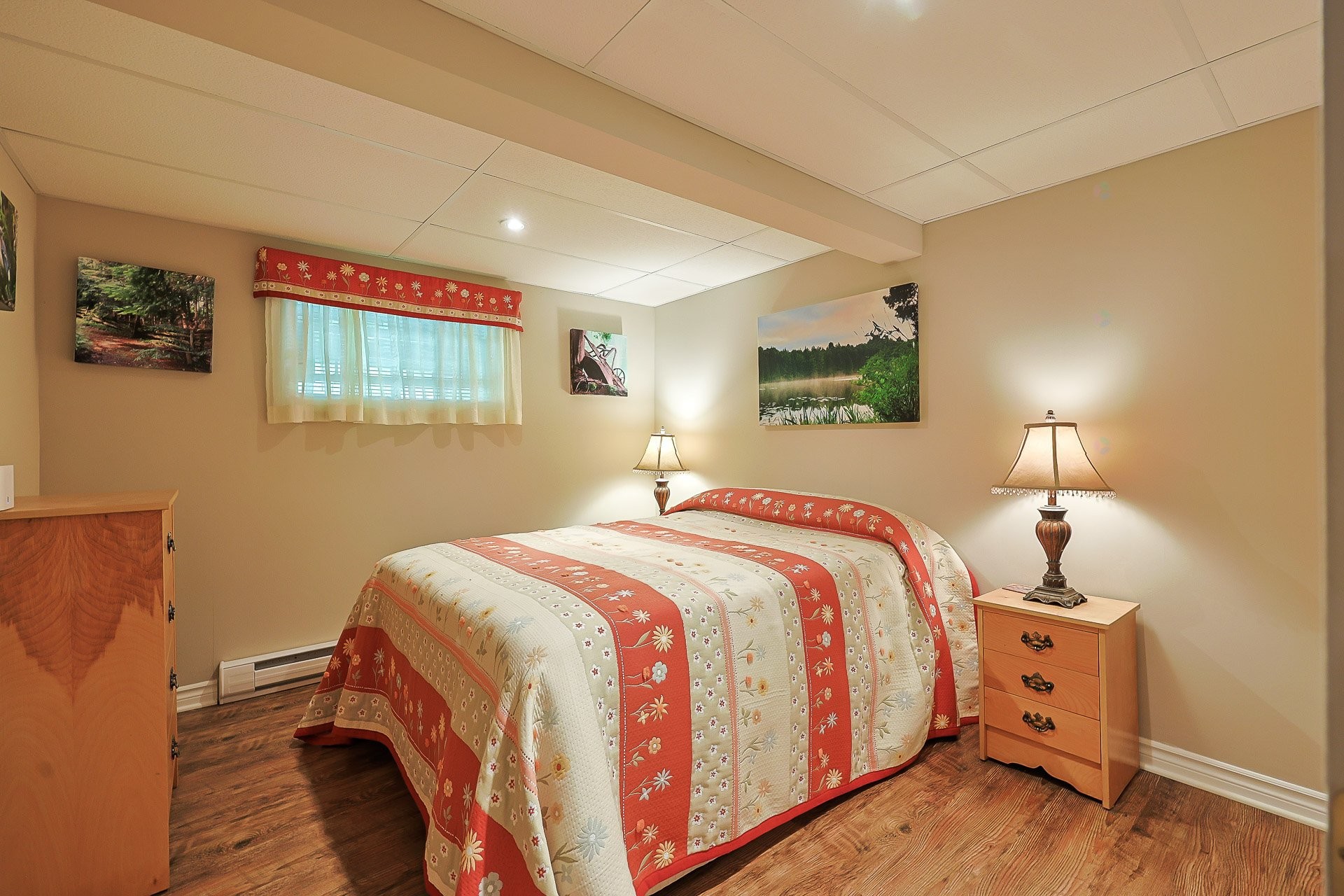 Chambre à coucher - 24 - 26 Ch. Des Écureuils, Ripon, QC