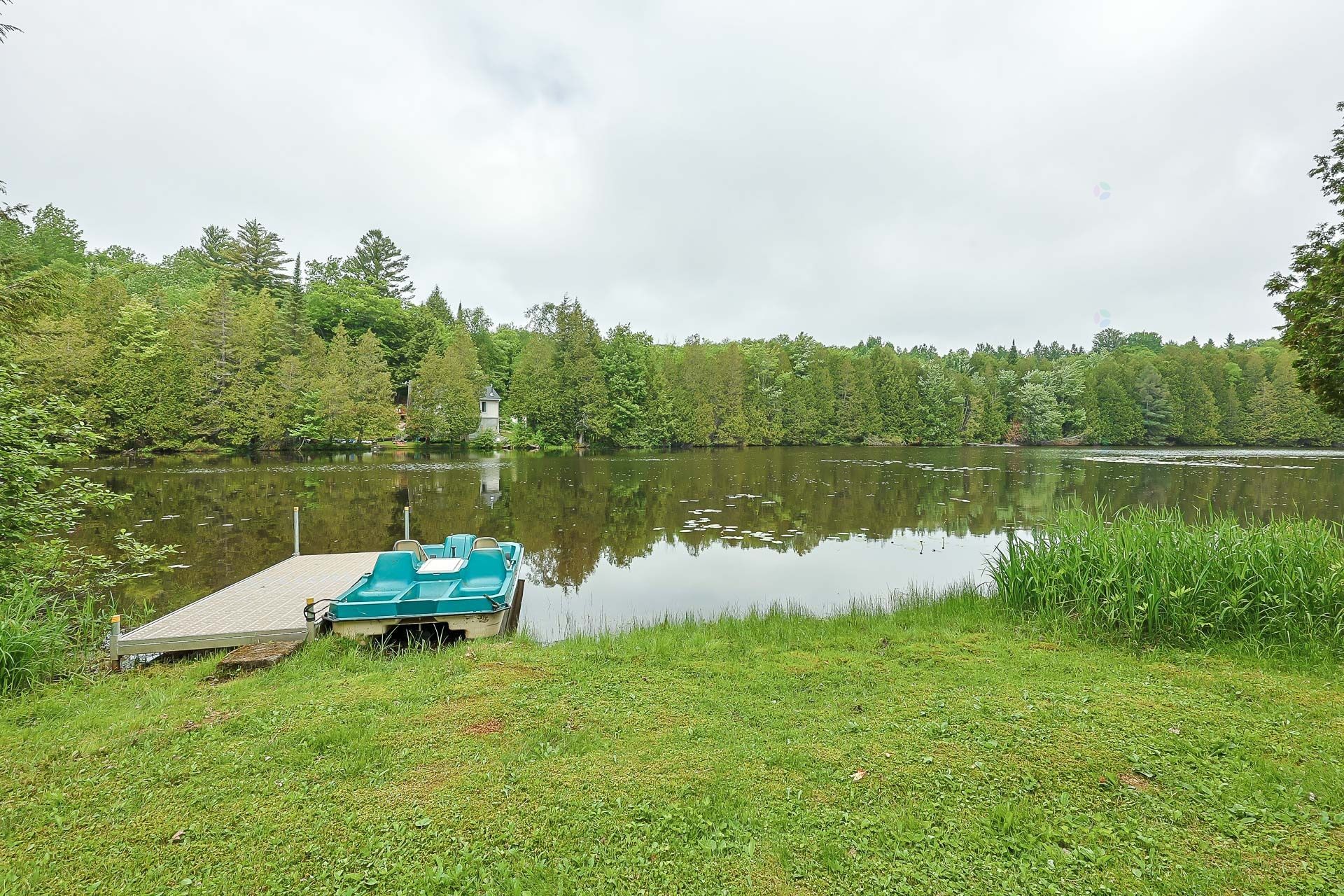 Bord de l'eau - 24 - 26 Ch. Des Écureuils, Ripon, QC