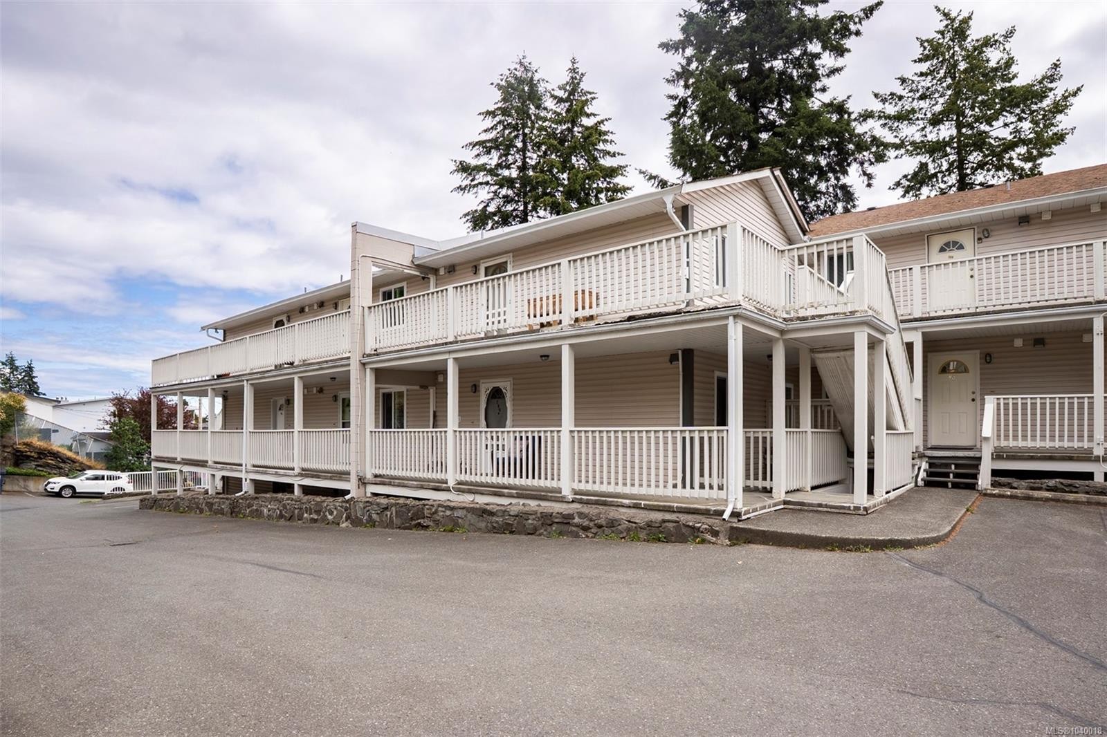 #204-9916 Daniel St, Chemainus, BC