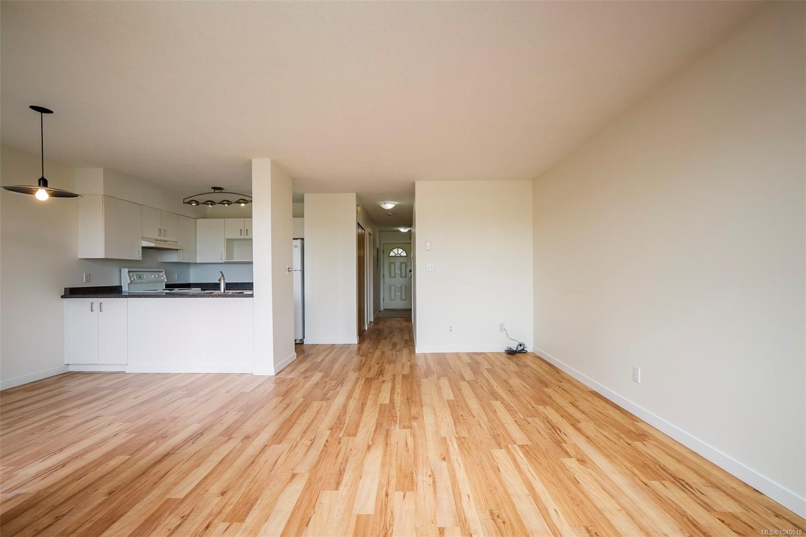 #204-9916 Daniel St, Chemainus, BC