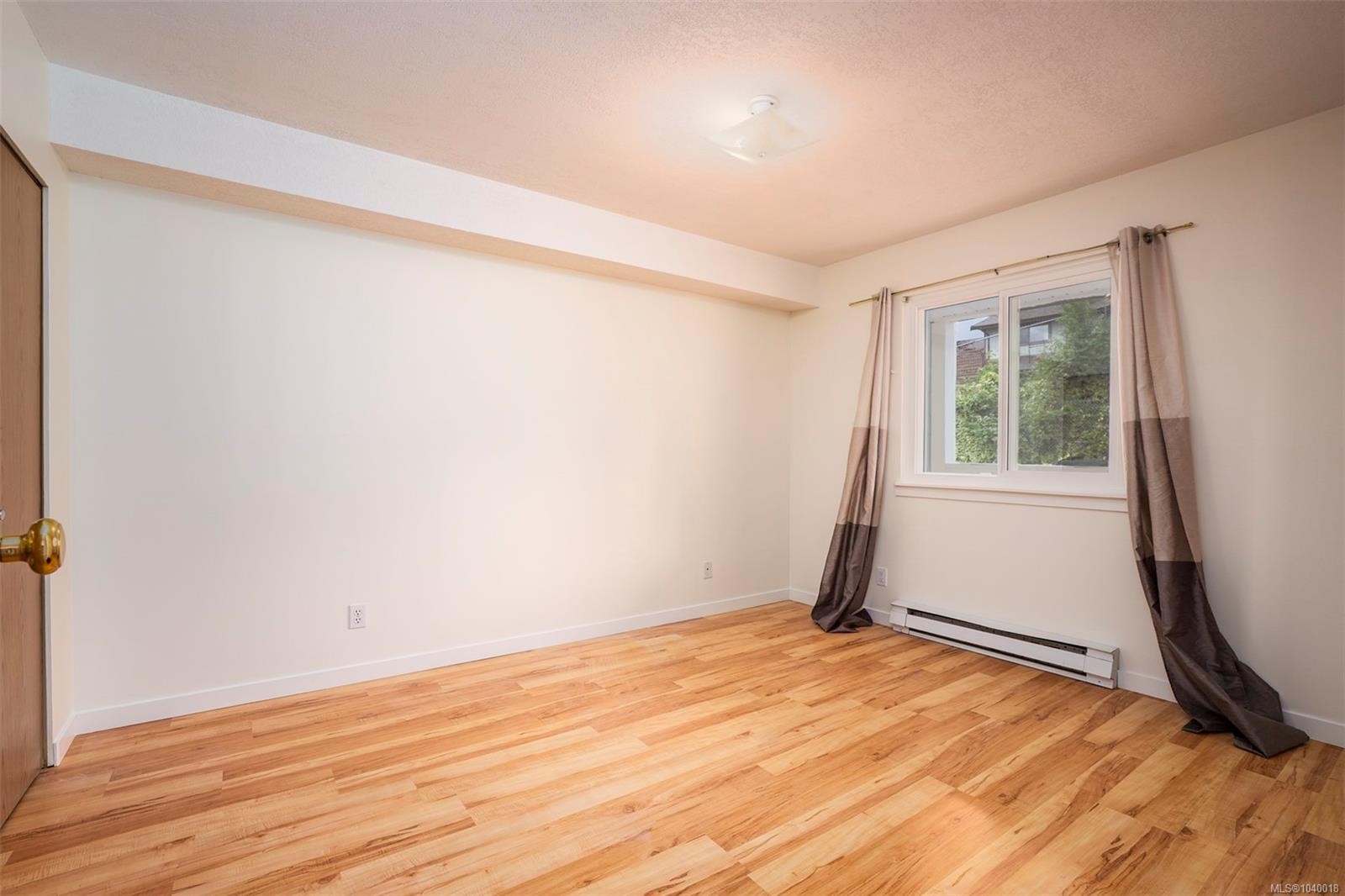 #204-9916 Daniel St, Chemainus, BC