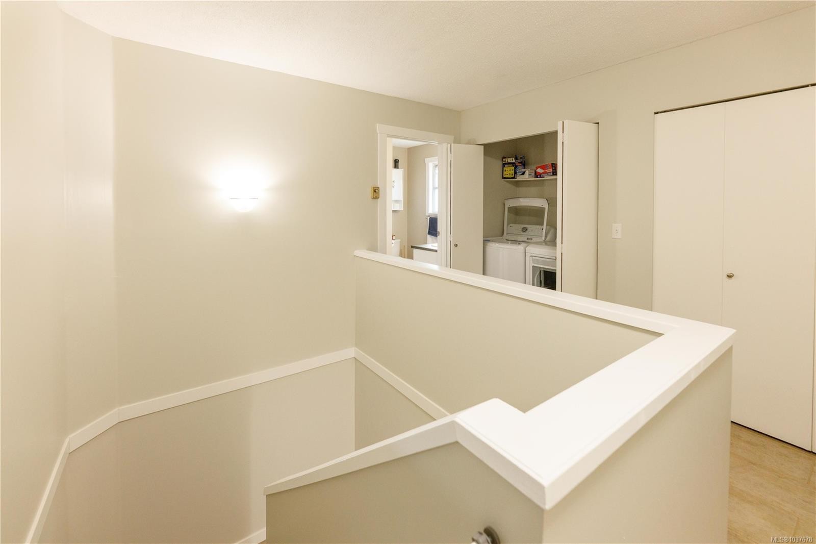 #203-1908 Bowen Rd, Nanaimo, BC