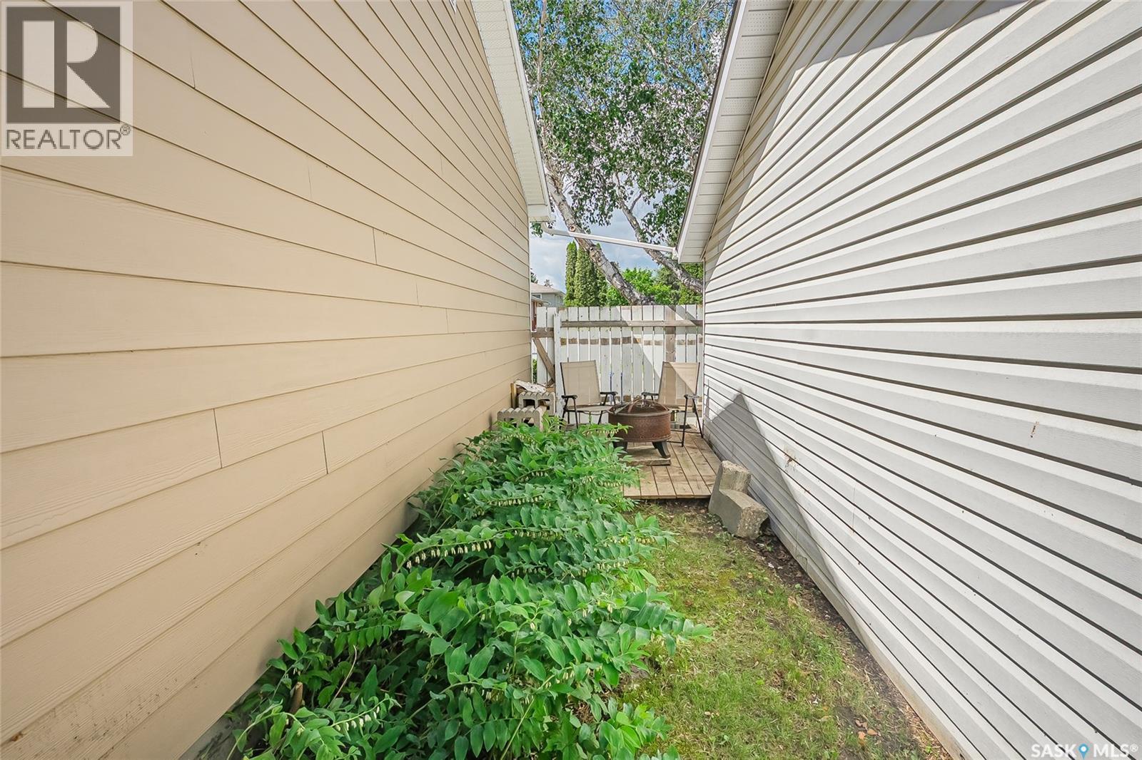 77 Potter Crescent, Saskatoon, SK
