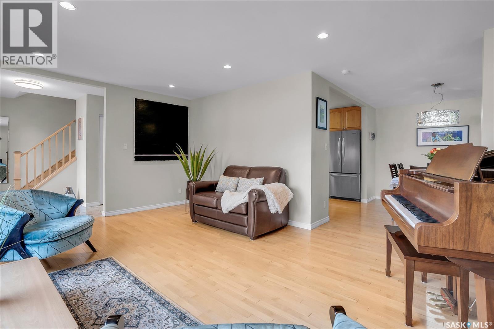 77 Potter Crescent, Saskatoon, SK
