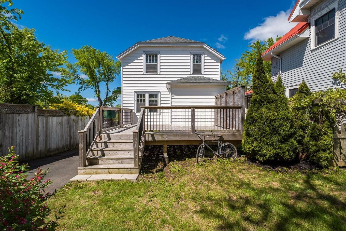 2031 Beech Street, Halifax, NS