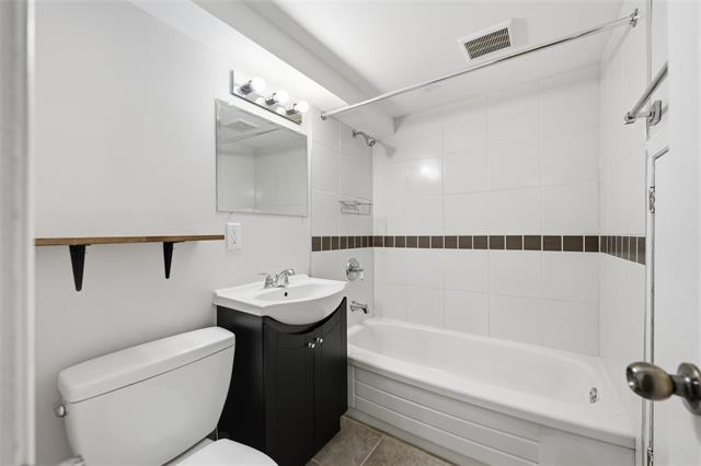 220 Arnold Ave, Winnipeg, MB