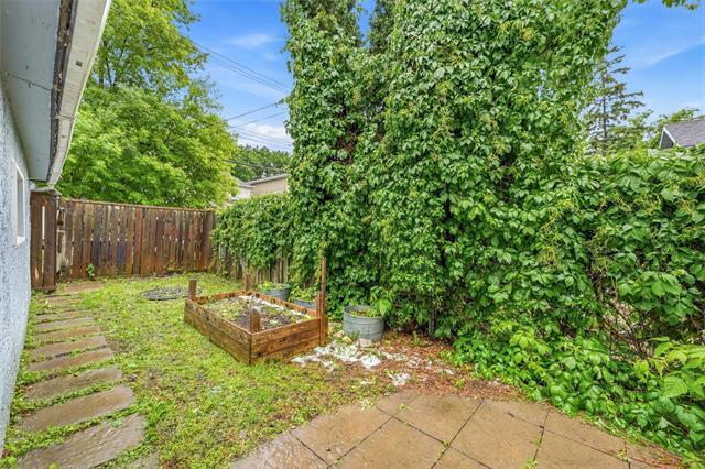 220 Arnold Ave, Winnipeg, MB