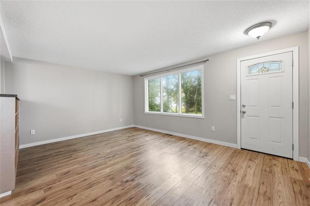 220 Arnold Ave, Winnipeg, MB