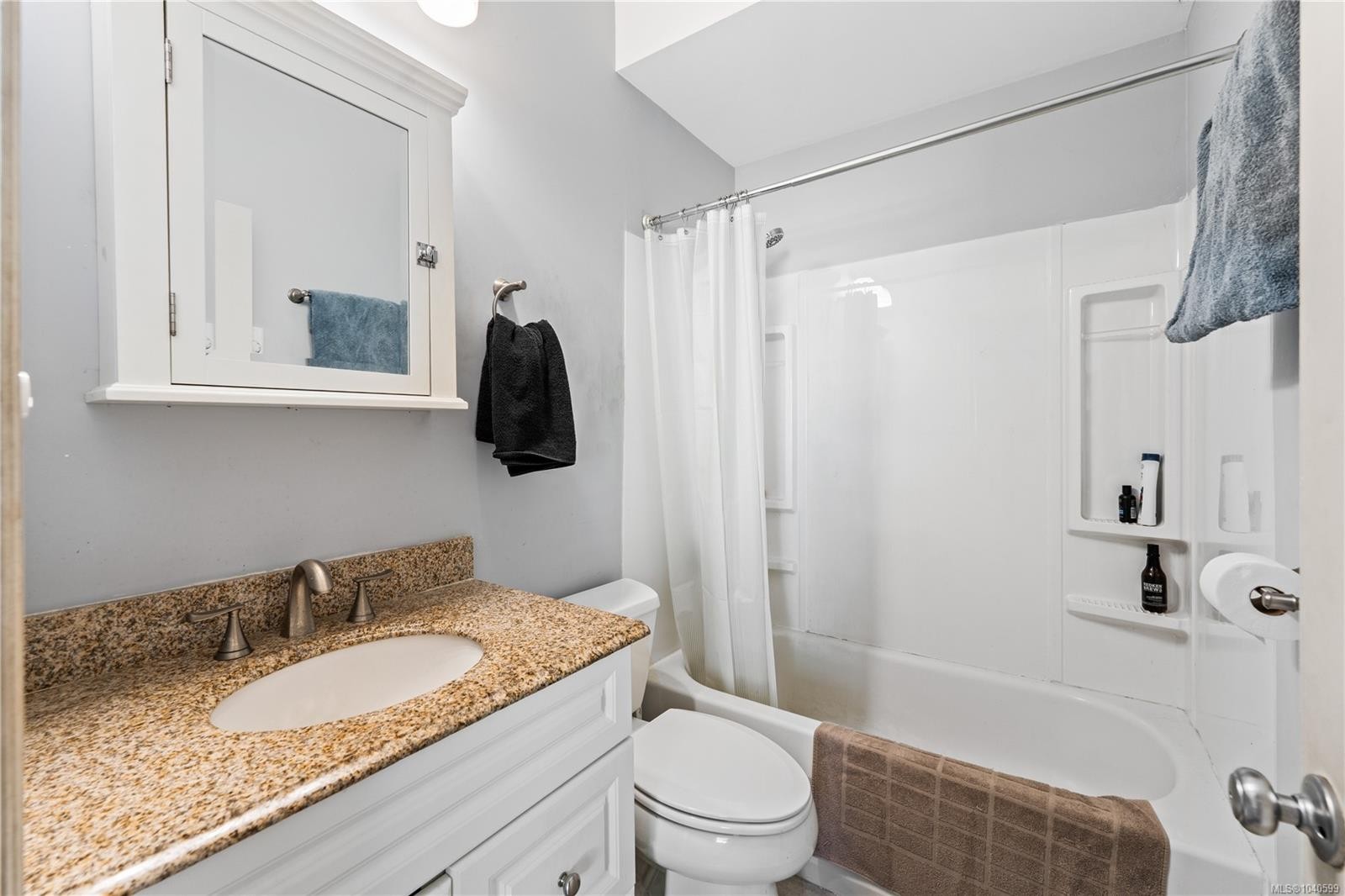 117 Kitchener St, Ladysmith, BC