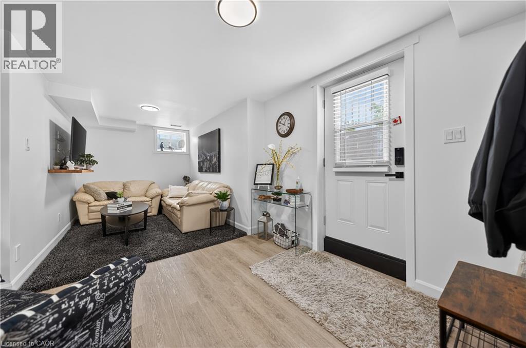 31 Compass Trail, Cambridge, ON