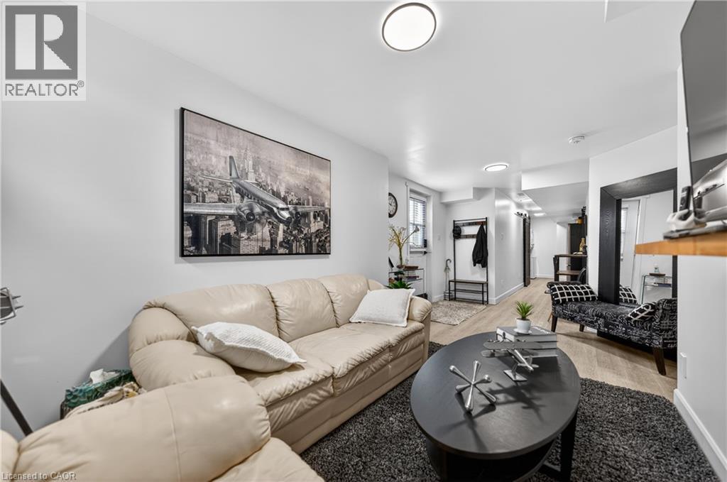 31 Compass Trail, Cambridge, ON