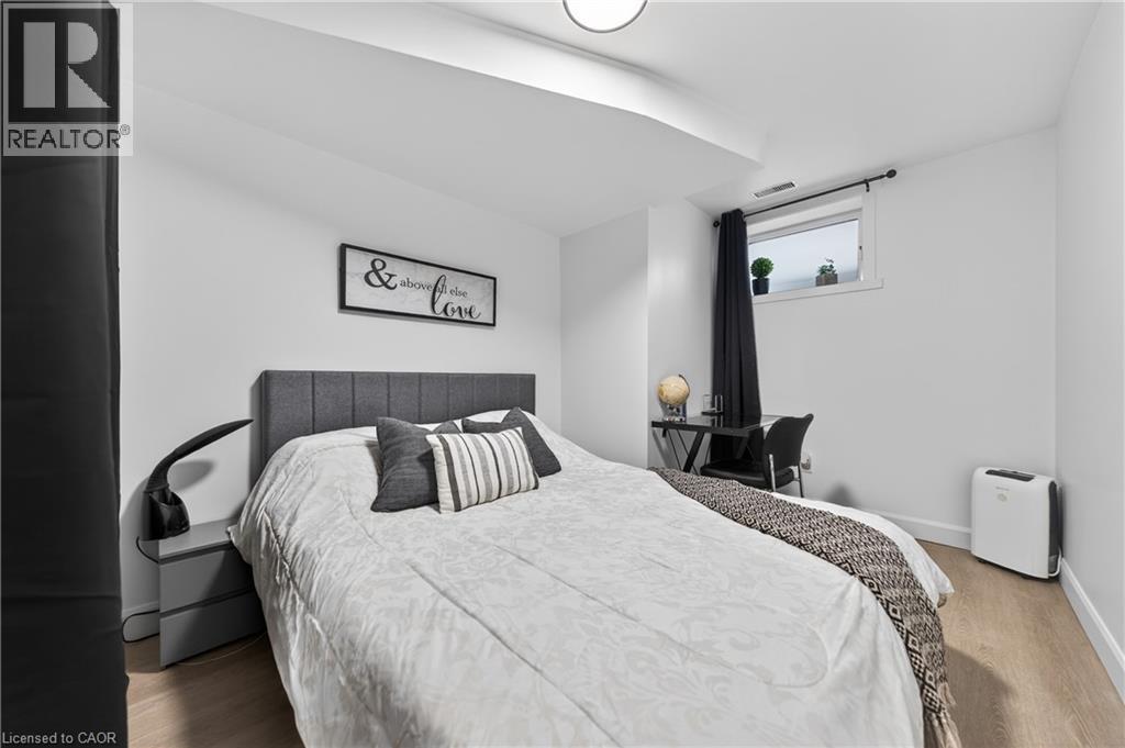 31 Compass Trail, Cambridge, ON