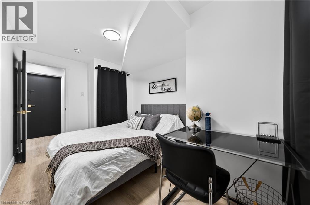 31 Compass Trail, Cambridge, ON