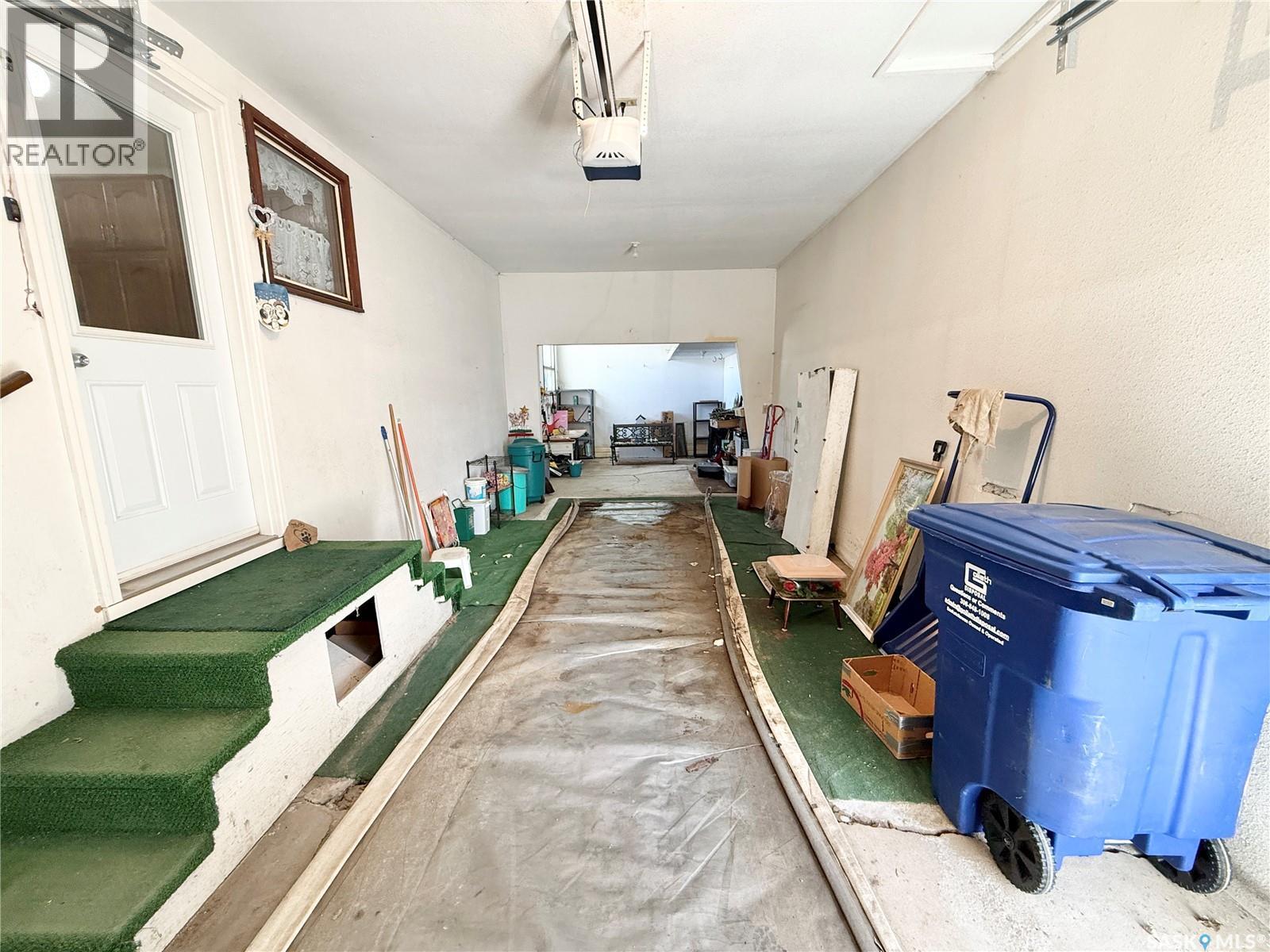 722 Washington Drive, Weyburn, SK