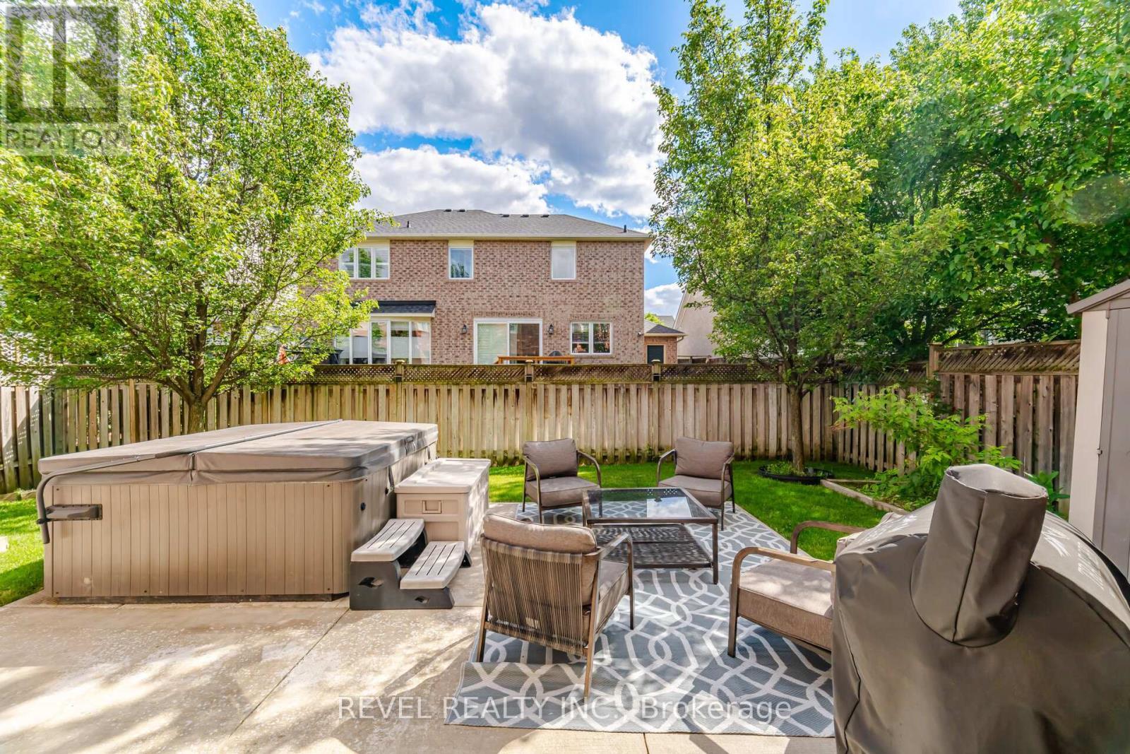 835 Chambers Place, Milton, ON