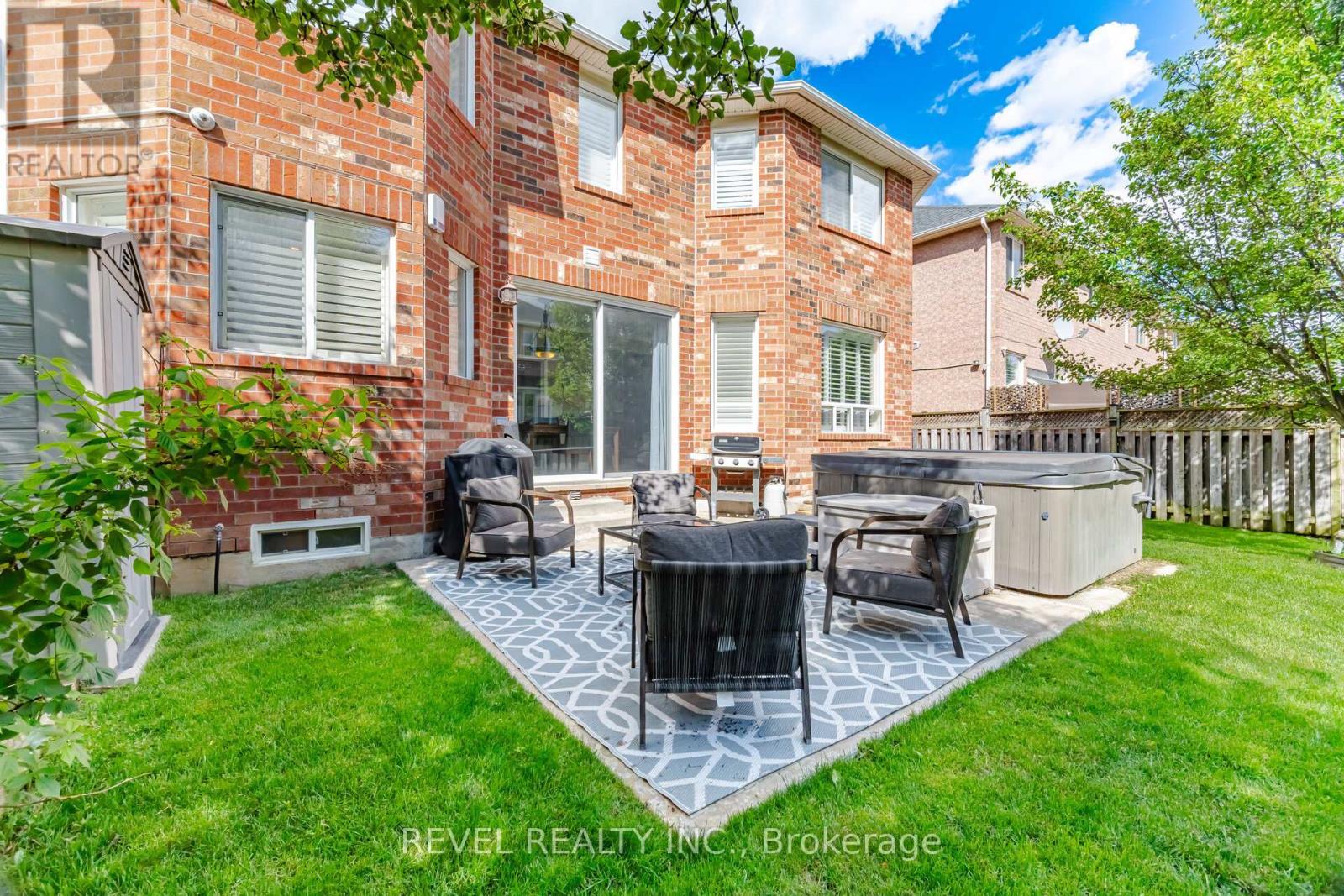 835 Chambers Place, Milton, ON