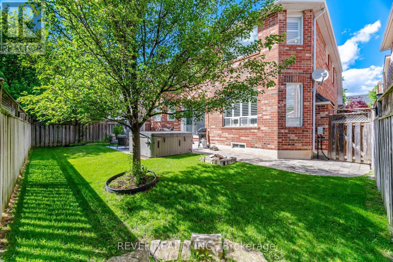 835 Chambers Place, Milton, ON