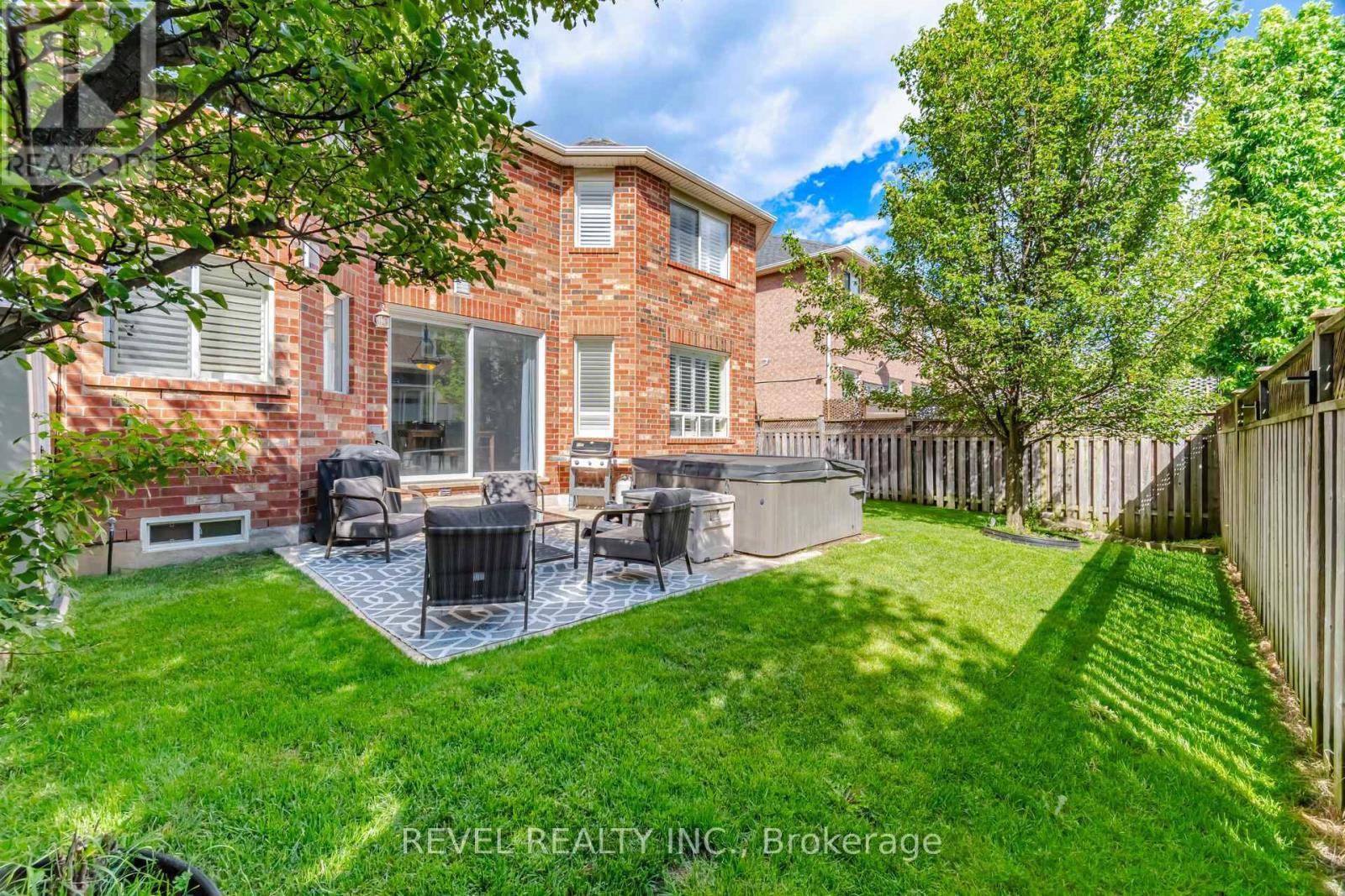 835 Chambers Place, Milton, ON
