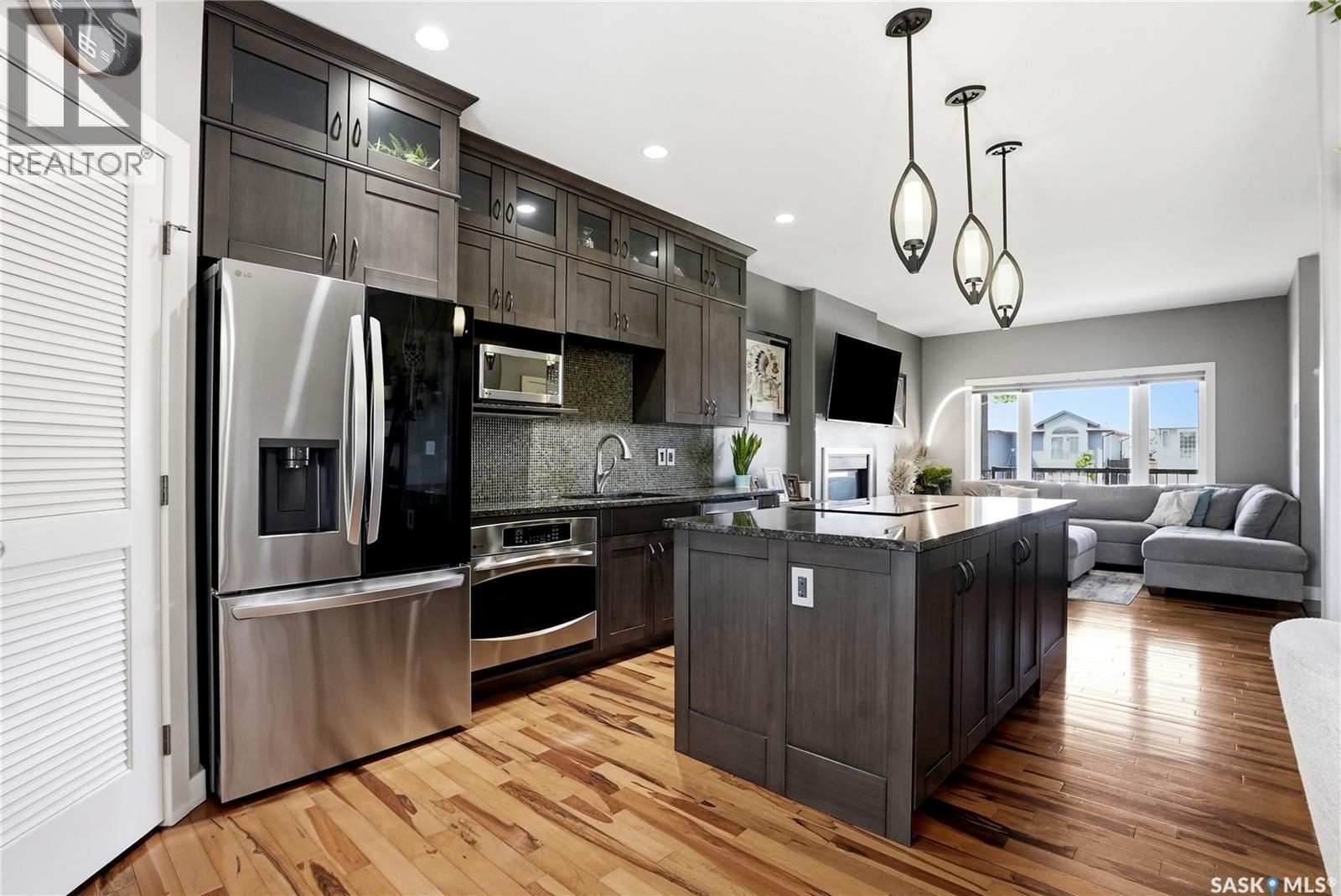 238 Greenfield Crescent, Saskatoon, SK