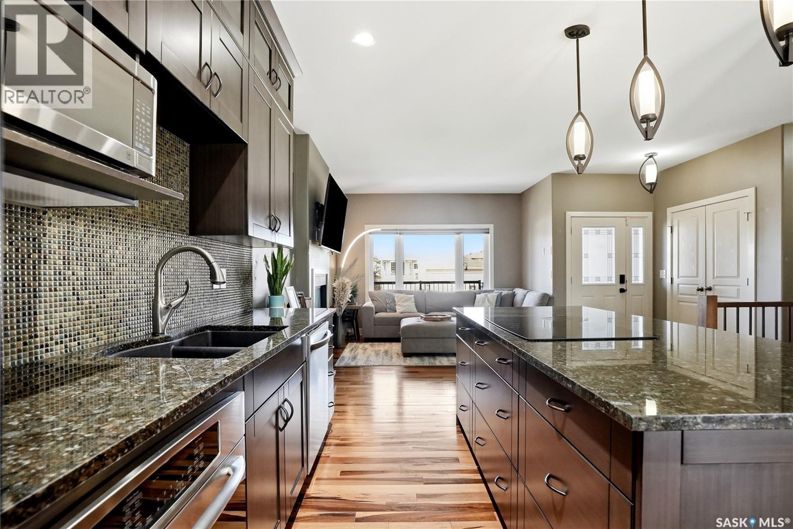 238 Greenfield Crescent, Saskatoon, SK