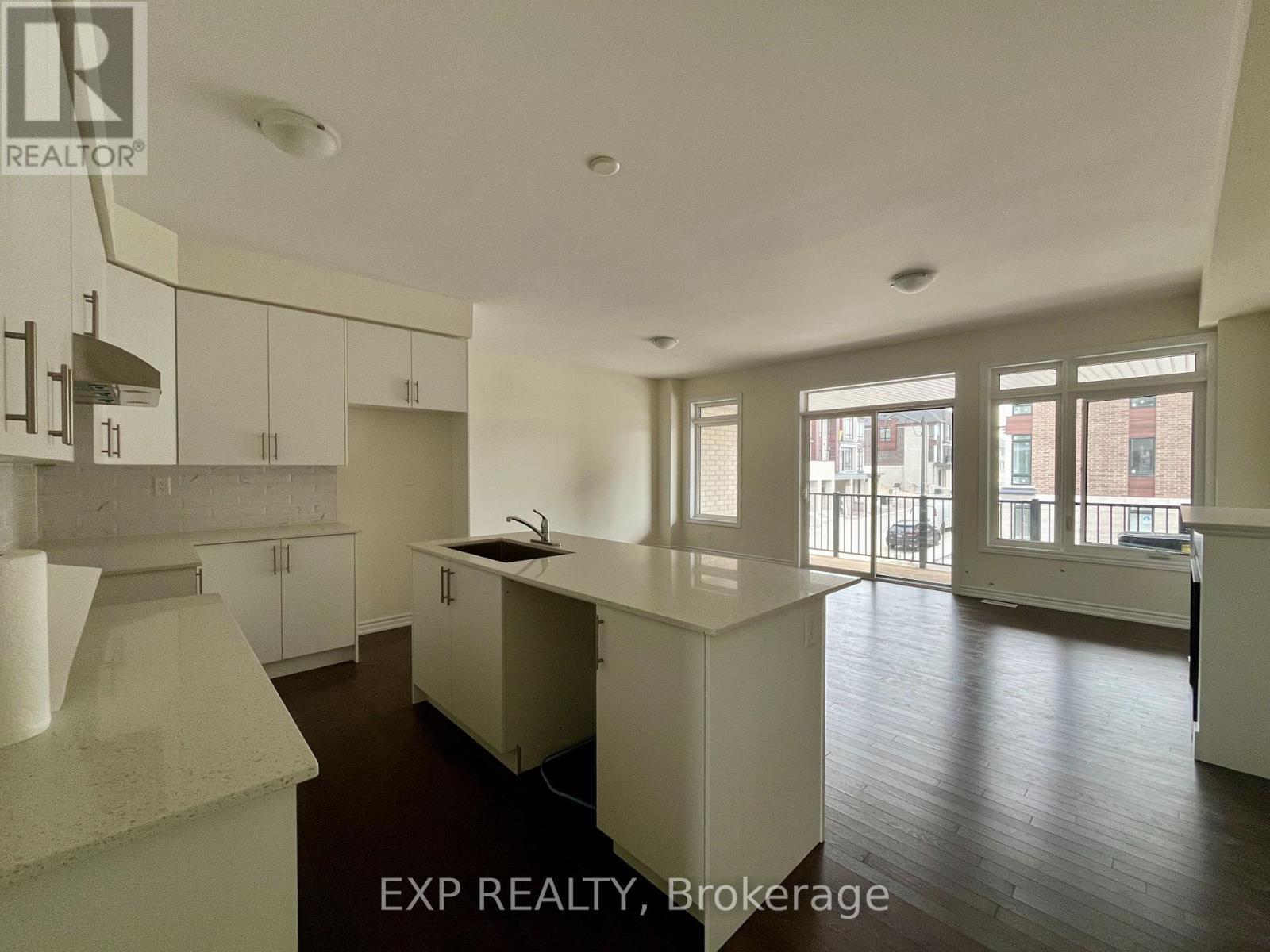 116 Blick Crescent, Aurora, ON