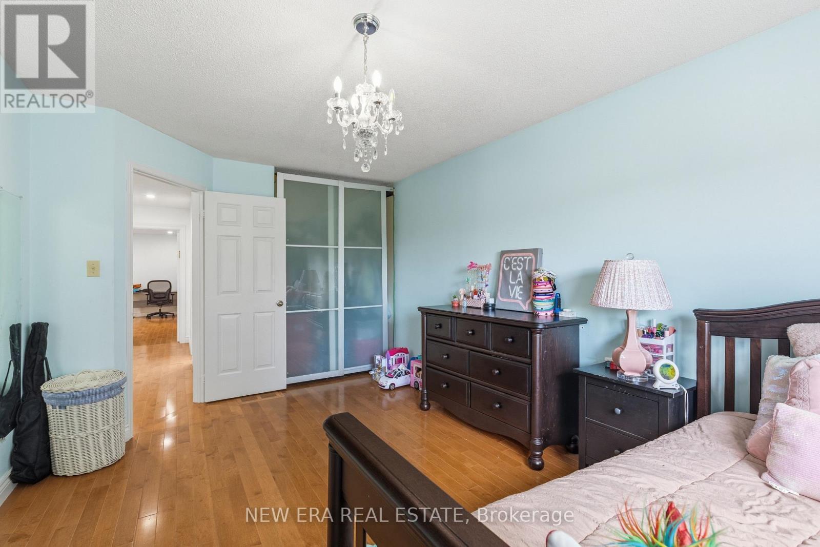 67 Chilmar Crescent, Vaughan, ON