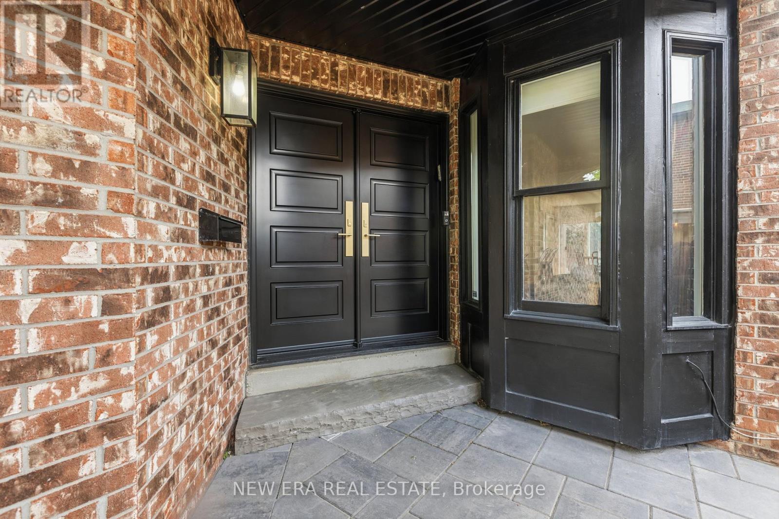 67 Chilmar Crescent, Vaughan, ON