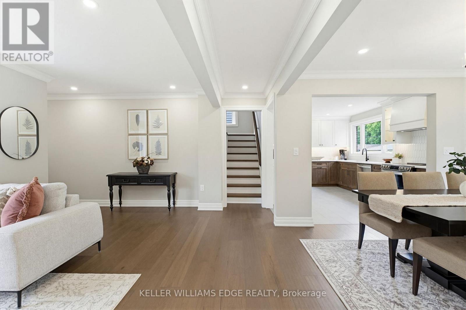 586 Woodland Avenue, Burlington, ON