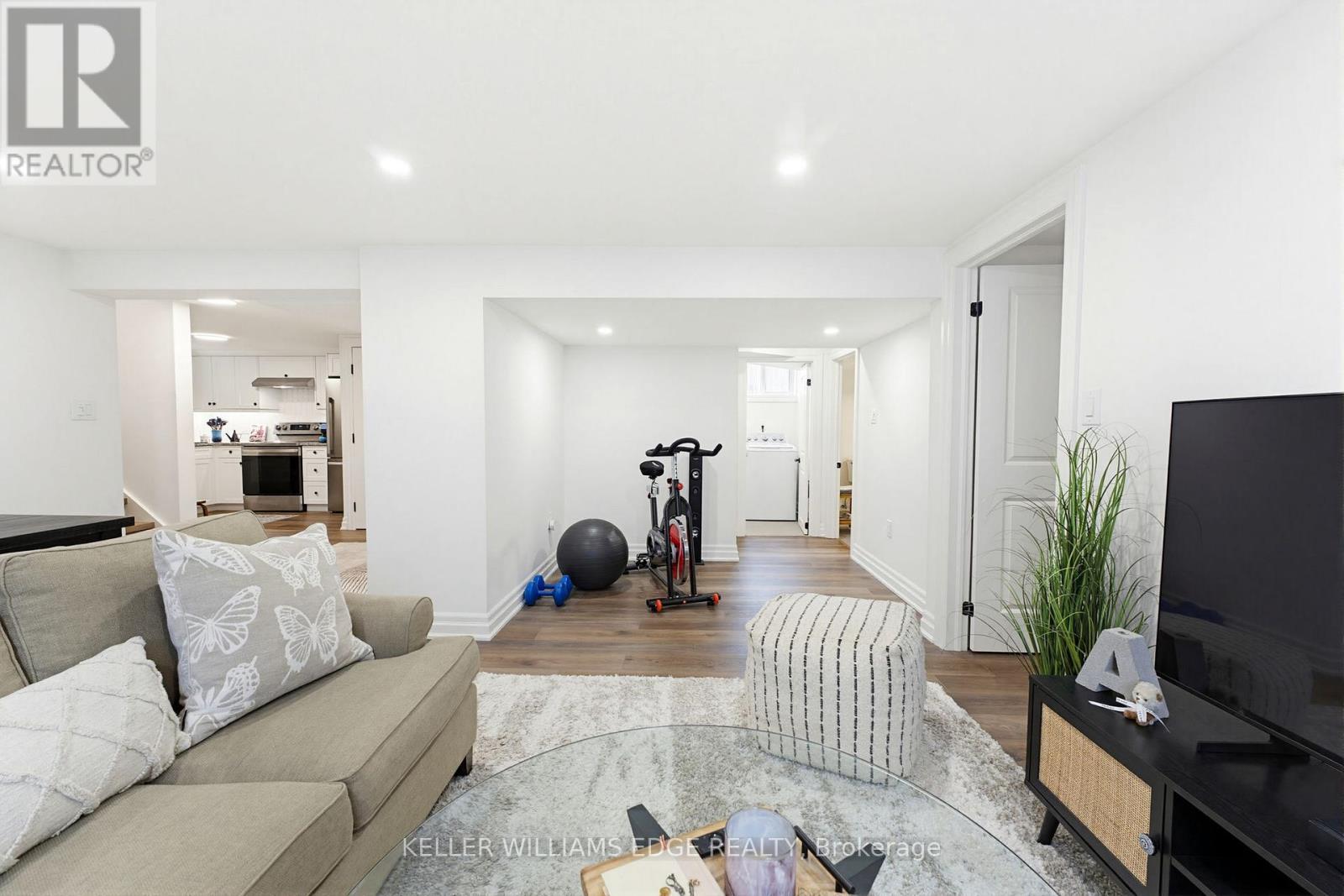 586 Woodland Avenue, Burlington, ON