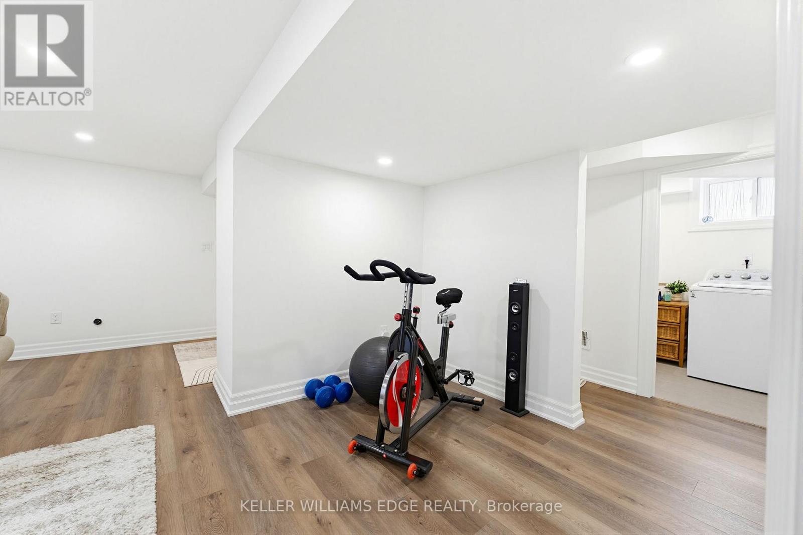 586 Woodland Avenue, Burlington, ON