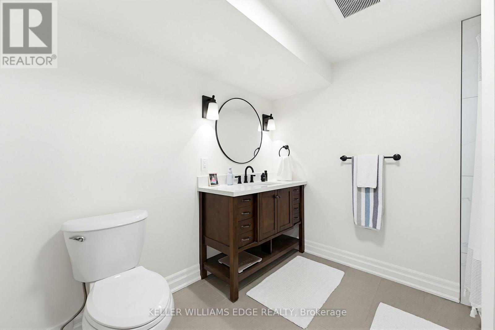 586 Woodland Avenue, Burlington, ON