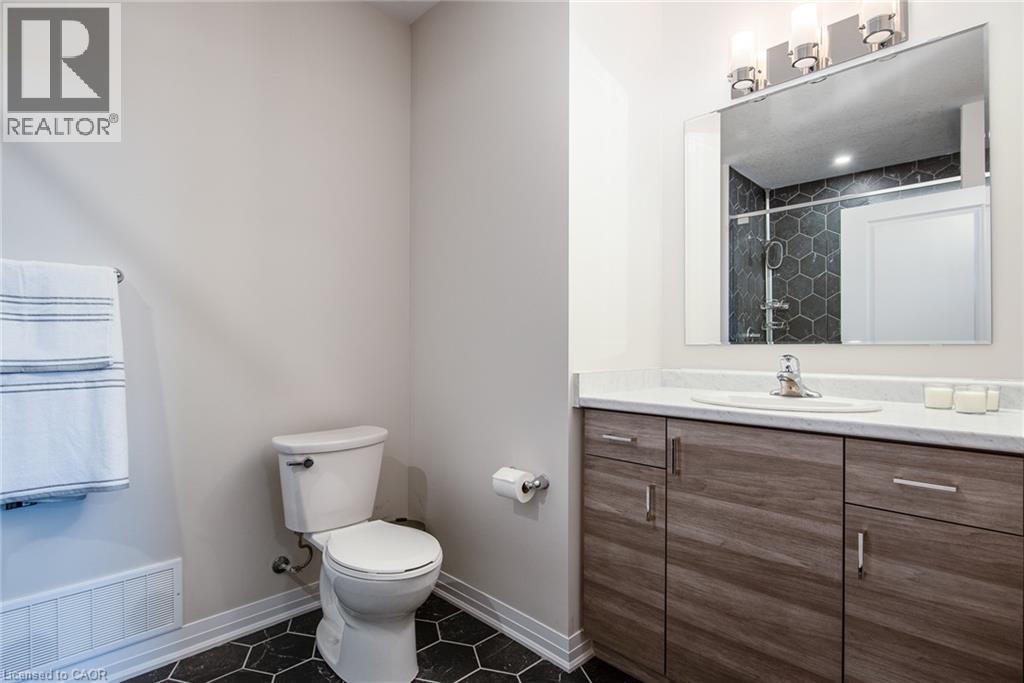 155 Thomas Slee Drive Unit# 1D, Kitchener, ON