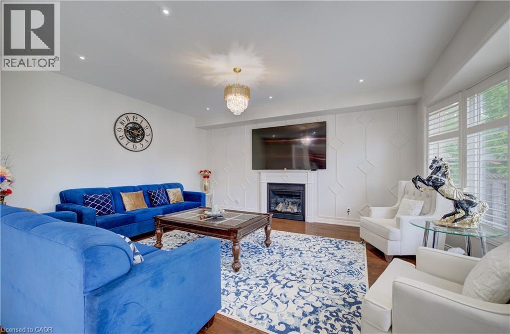 356 Robert Ferrie Drive, Kitchener, ON