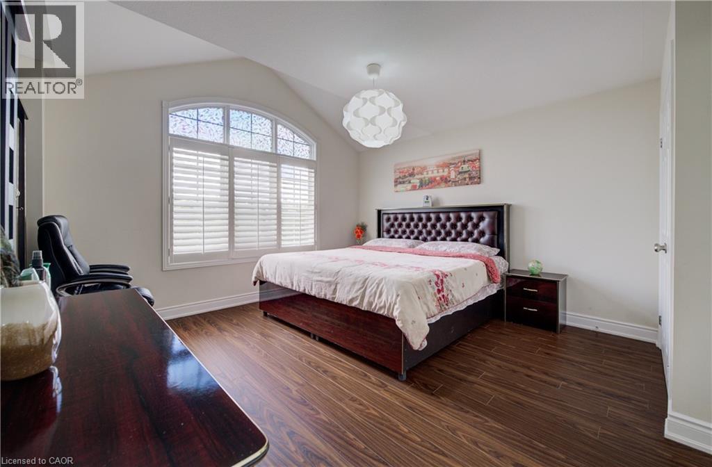 356 Robert Ferrie Drive, Kitchener, ON