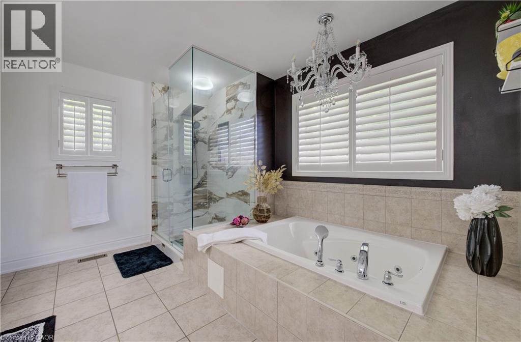 356 Robert Ferrie Drive, Kitchener, ON