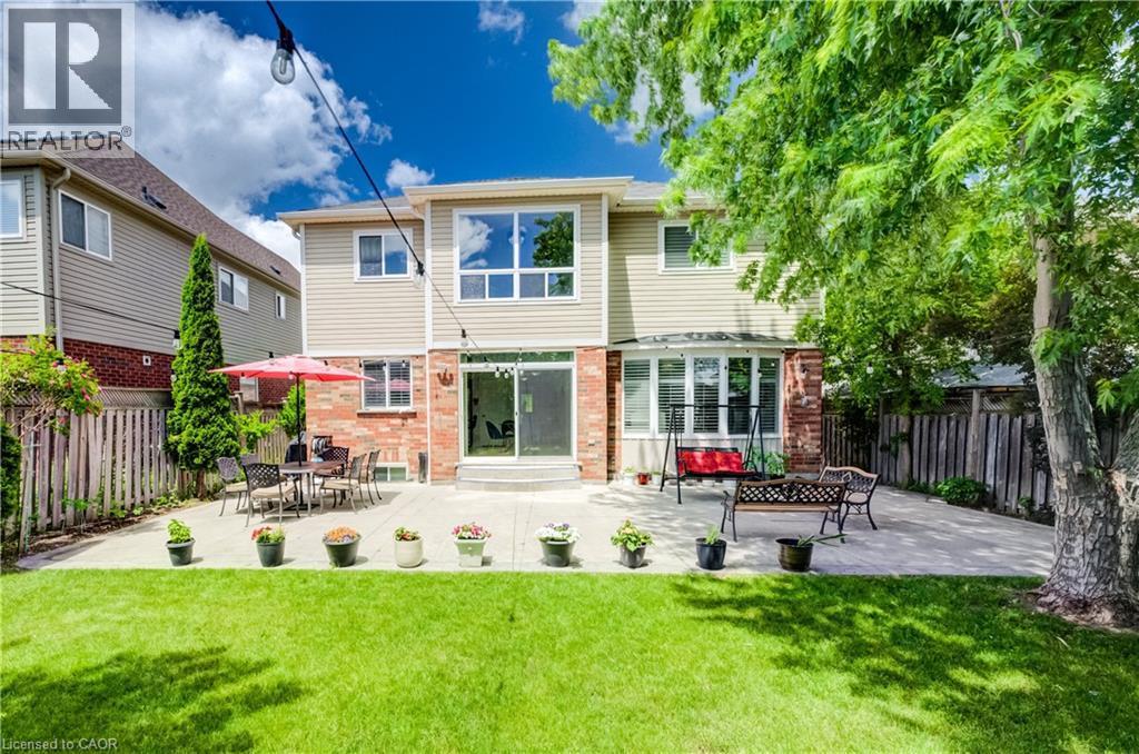 356 Robert Ferrie Drive, Kitchener, ON
