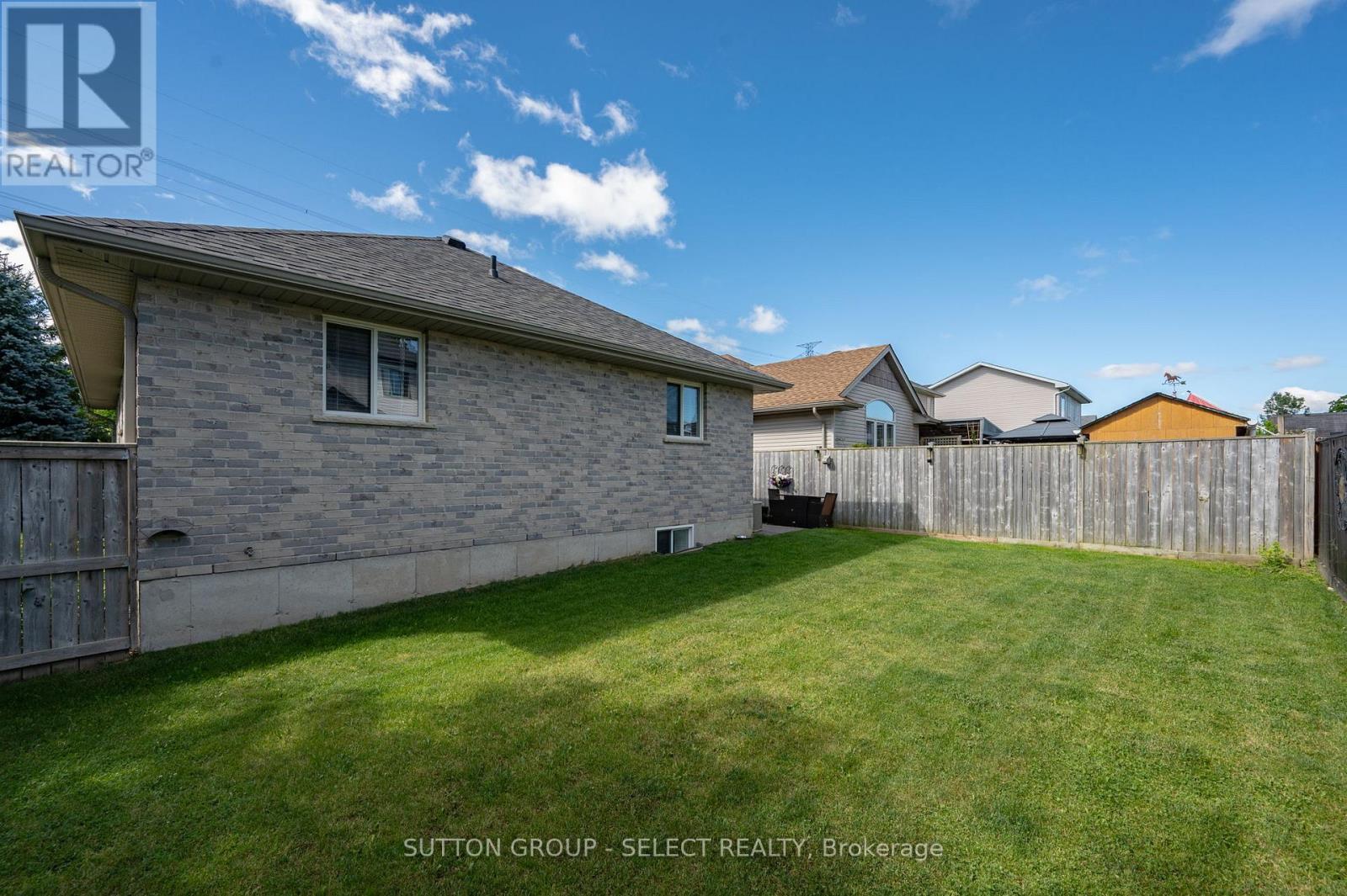 51 Greenway Boulevard, St. Thomas, ON