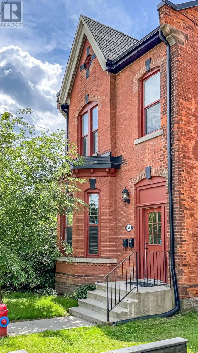 146 Forest Avenue, Hamilton, ON - Outdoor With Exterior