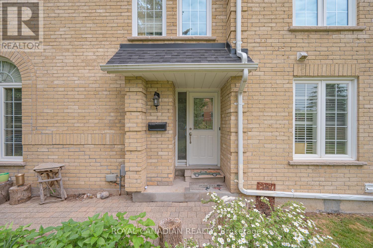 63 Heathcliffe Square, Brampton, ON