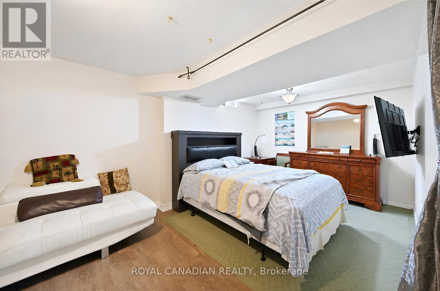 63 Heathcliffe Square, Brampton, ON