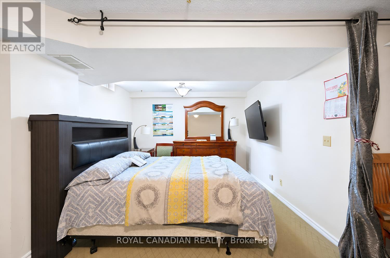 63 Heathcliffe Square, Brampton, ON