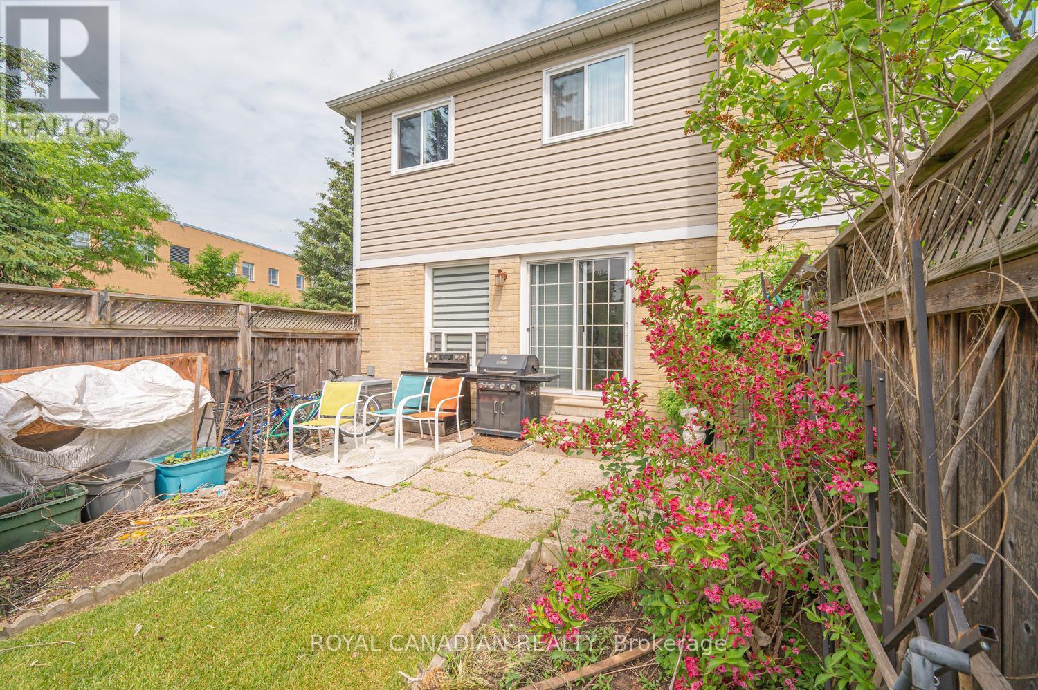 63 Heathcliffe Square, Brampton, ON