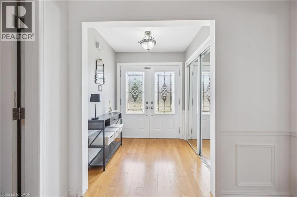 662 Burnett Avenue, Cambridge, ON