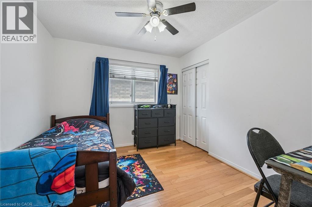 662 Burnett Avenue, Cambridge, ON