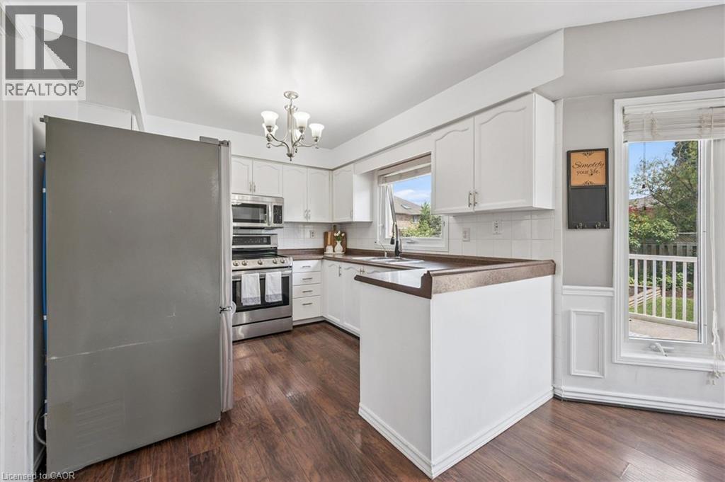 662 Burnett Avenue, Cambridge, ON