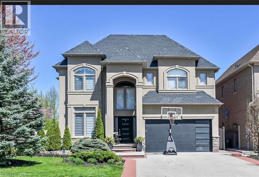 Front house - 137 Diiorio Circle, Ancaster, ON