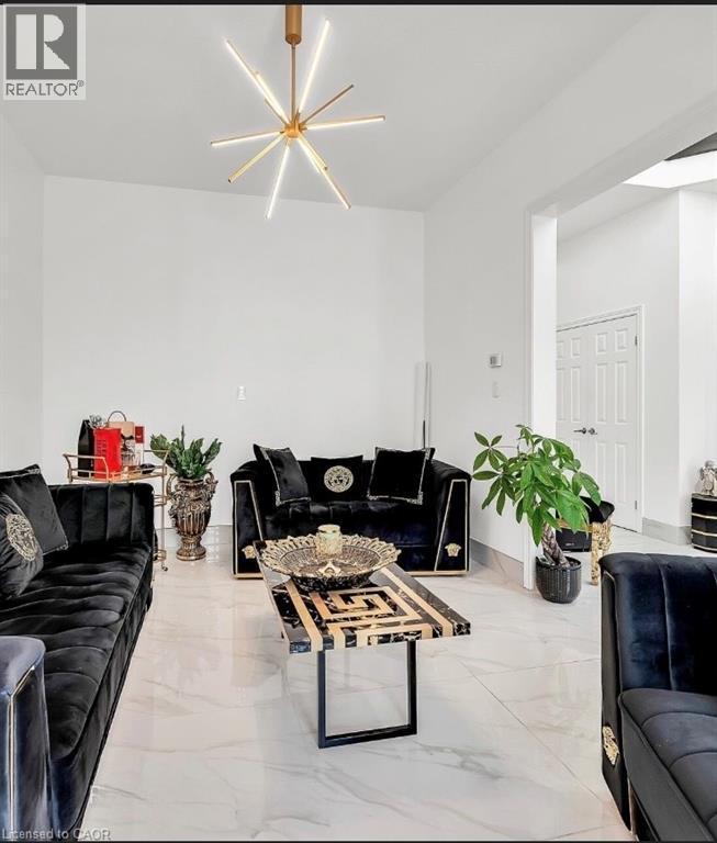 Living room - 137 Diiorio Circle, Ancaster, ON