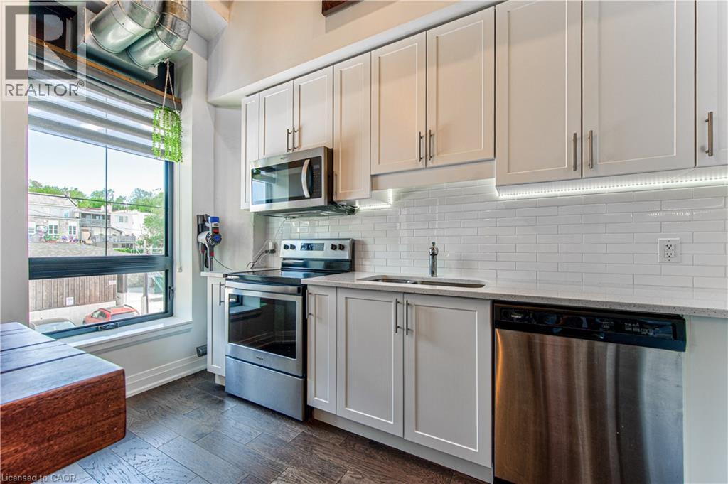 19 Guelph Avenue Unit# 201, Cambridge, ON