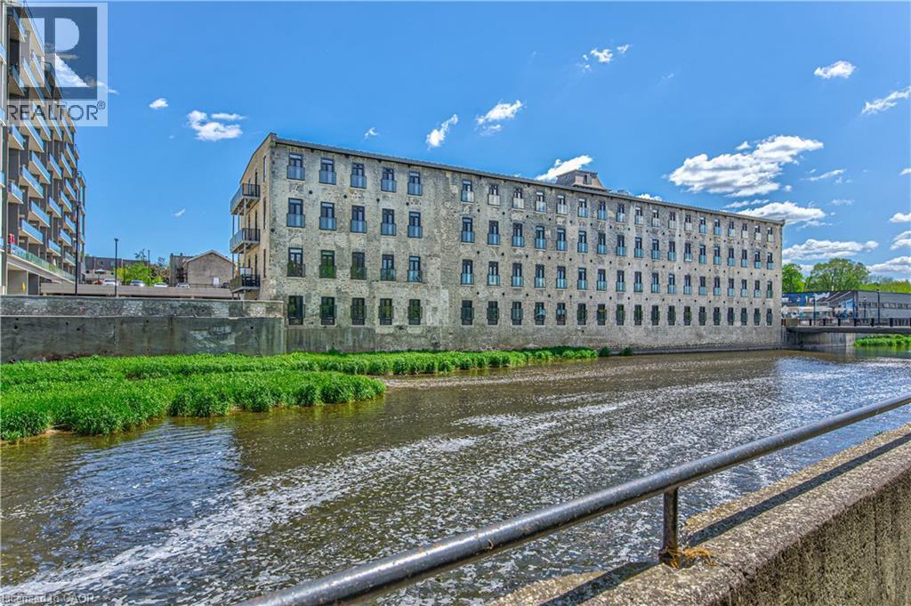 19 Guelph Avenue Unit# 201, Cambridge, ON